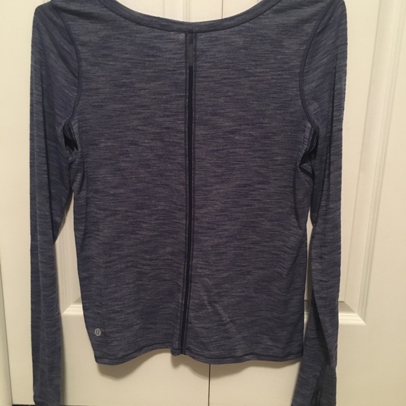 Lululemon long sleeve top size 6 - Picture 2 of 5
